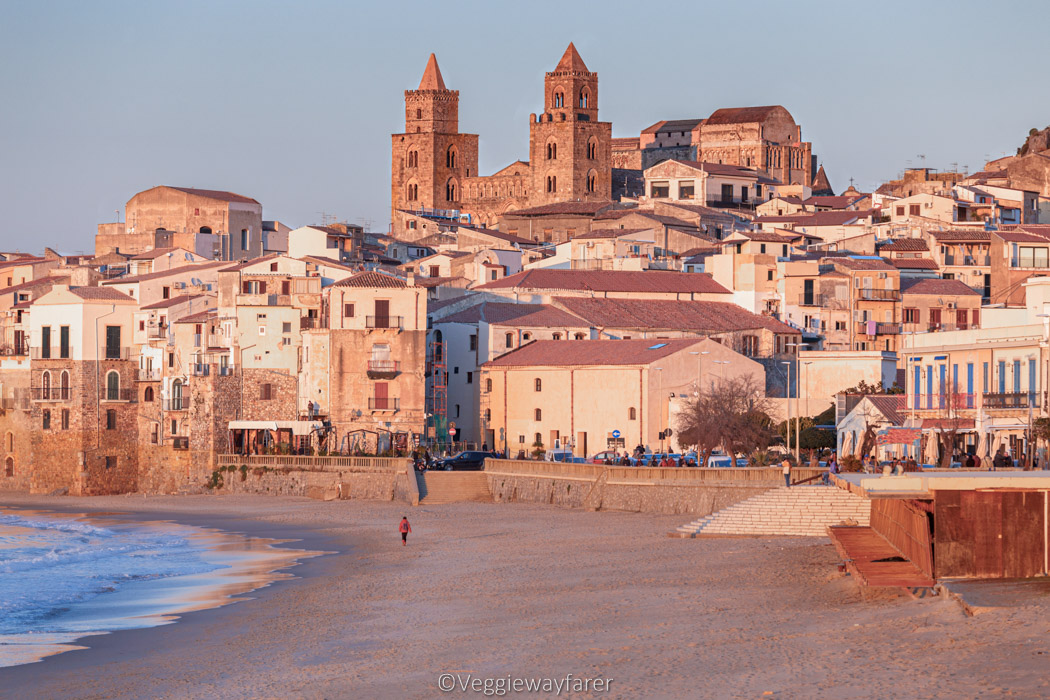 accommodations in sicily, small fishing village in cefalu