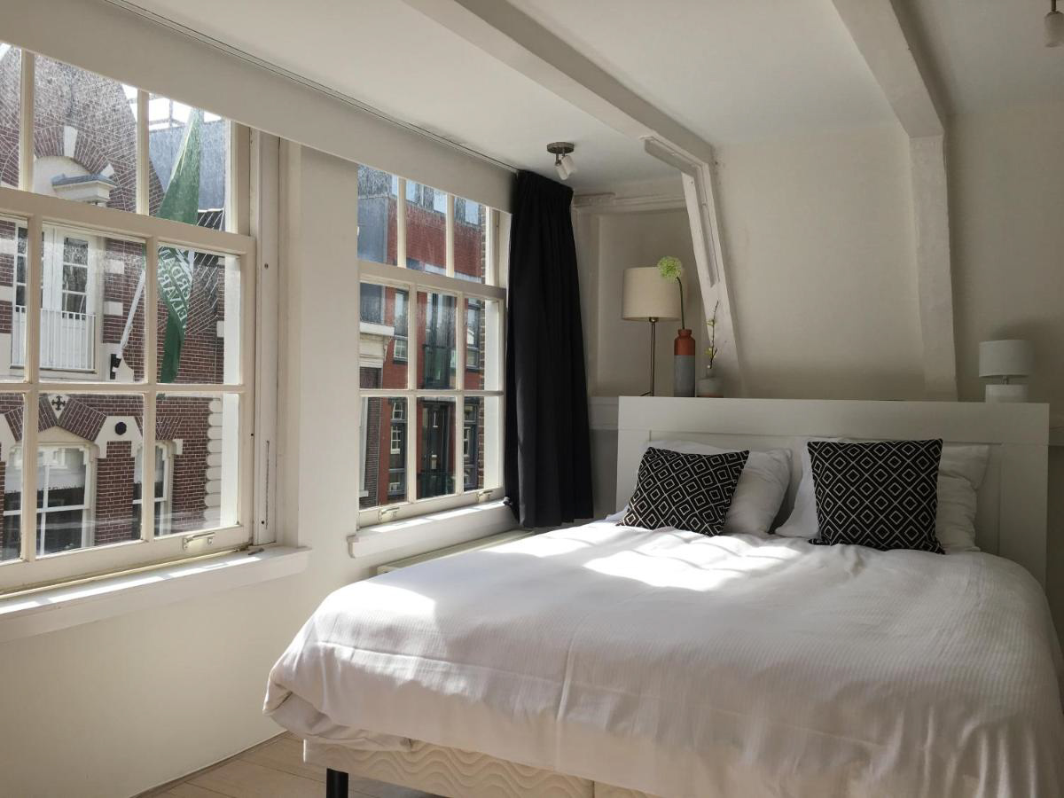 where to stay in Amsterdam