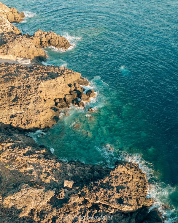 How to get to Ustica