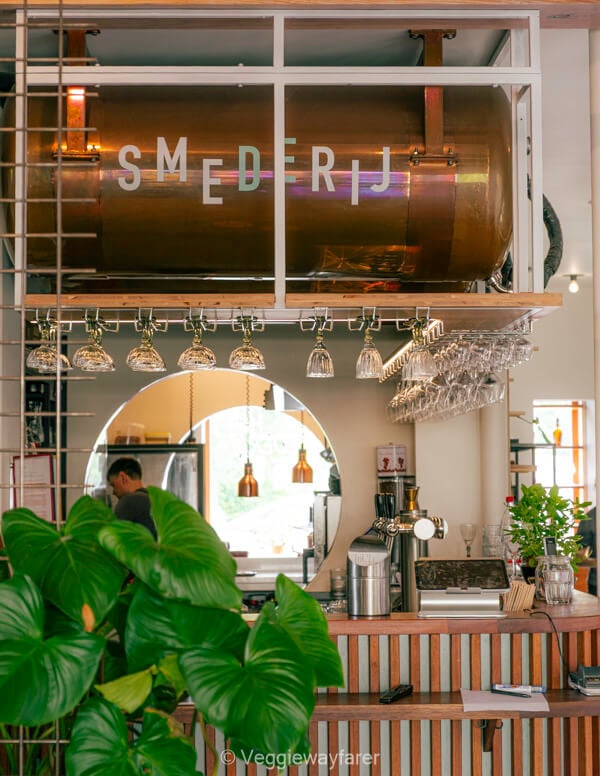 Inside De Smederij in Winksele, the brewery restaurant behind Brouwerij Adept