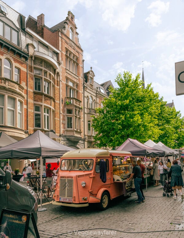 Foodmarket in de Naamsestraat Leuven